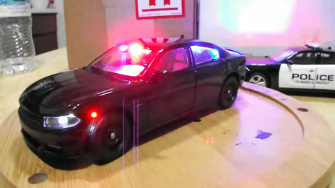 1/24 - 27 : 2016 Police charger black unmarked with leds