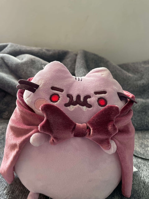 Pusheen the Vampurr plush