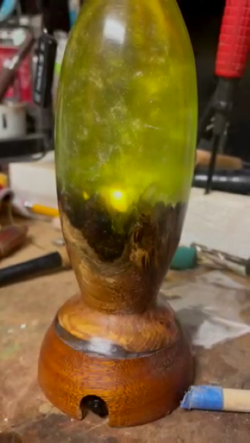 Resin lamp