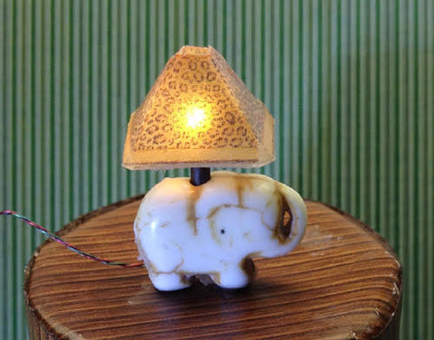 1:24 scale elephant lamp