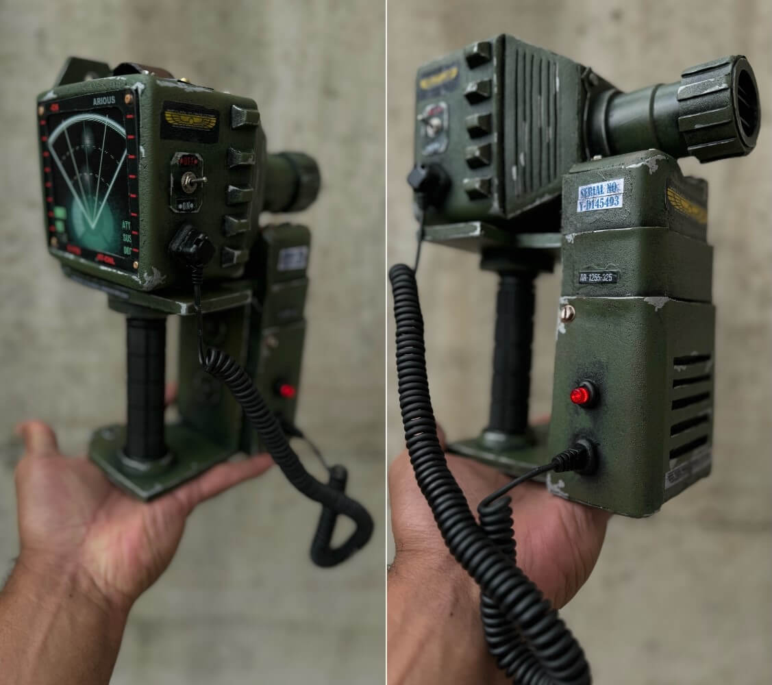 Alien Sensor Alien Isolation Motion Detector Model with LED Lighting