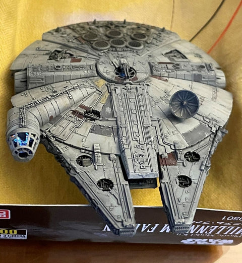 Bandai Model with 3D Printed Cockpit and Interior Lighting