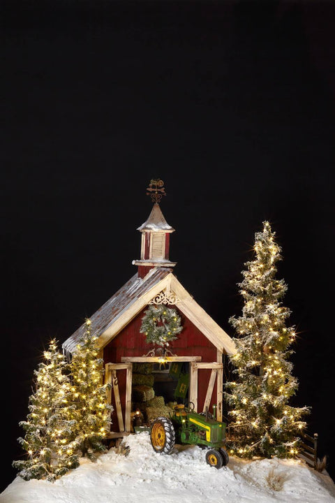 Christmas Farmhouse Scene