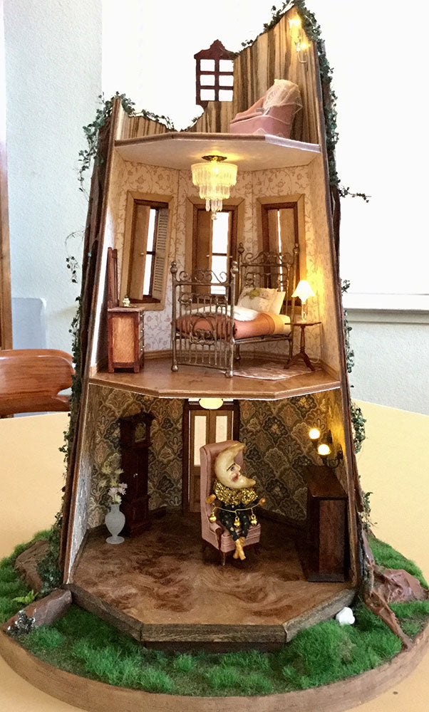 1:24 Greenleaf Lighthouse Ruined Tree House with LEDs