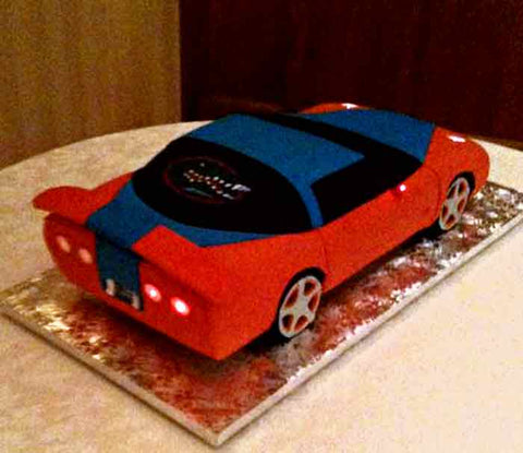 Realistic Corvette cake